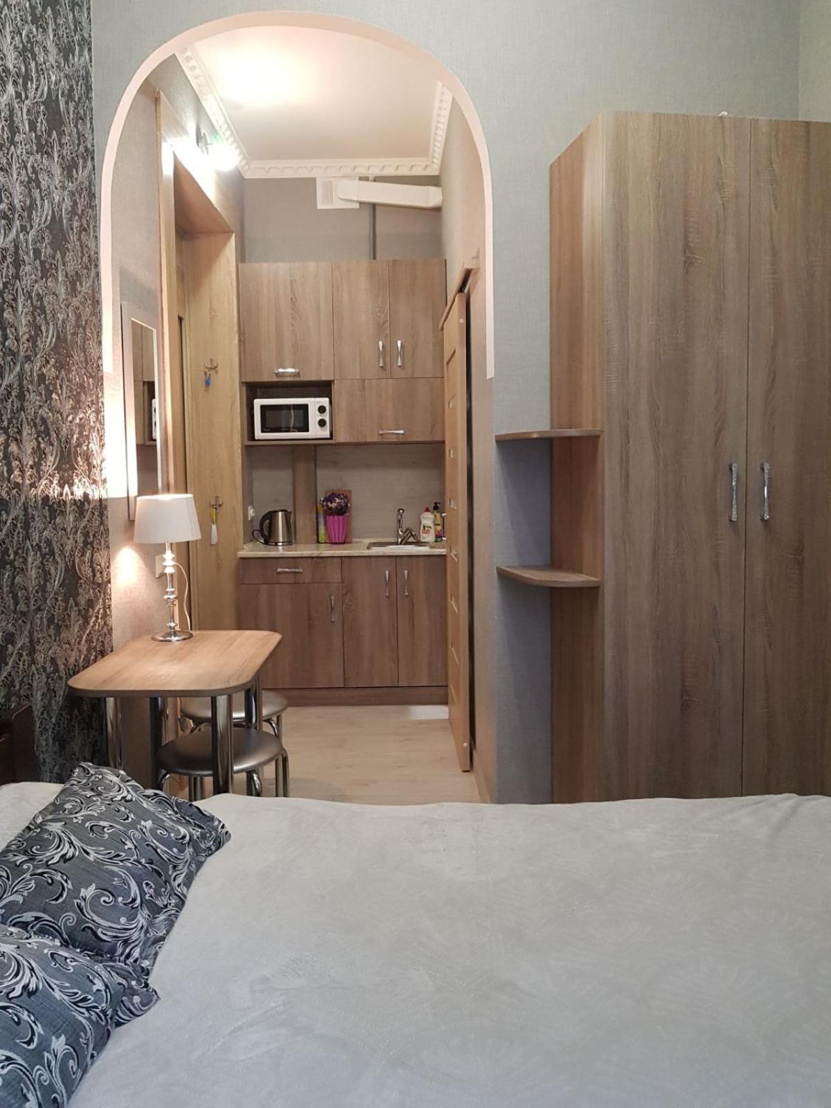 Apartments Near Rynok Square On Staroyevreyska And Fedorova Streets 利沃夫 客房 照片